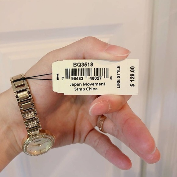 Fossil BQ3518 Mini Karli Three-Hand Gold-Tone Stainless Steel Watch - Picture 4 of 4